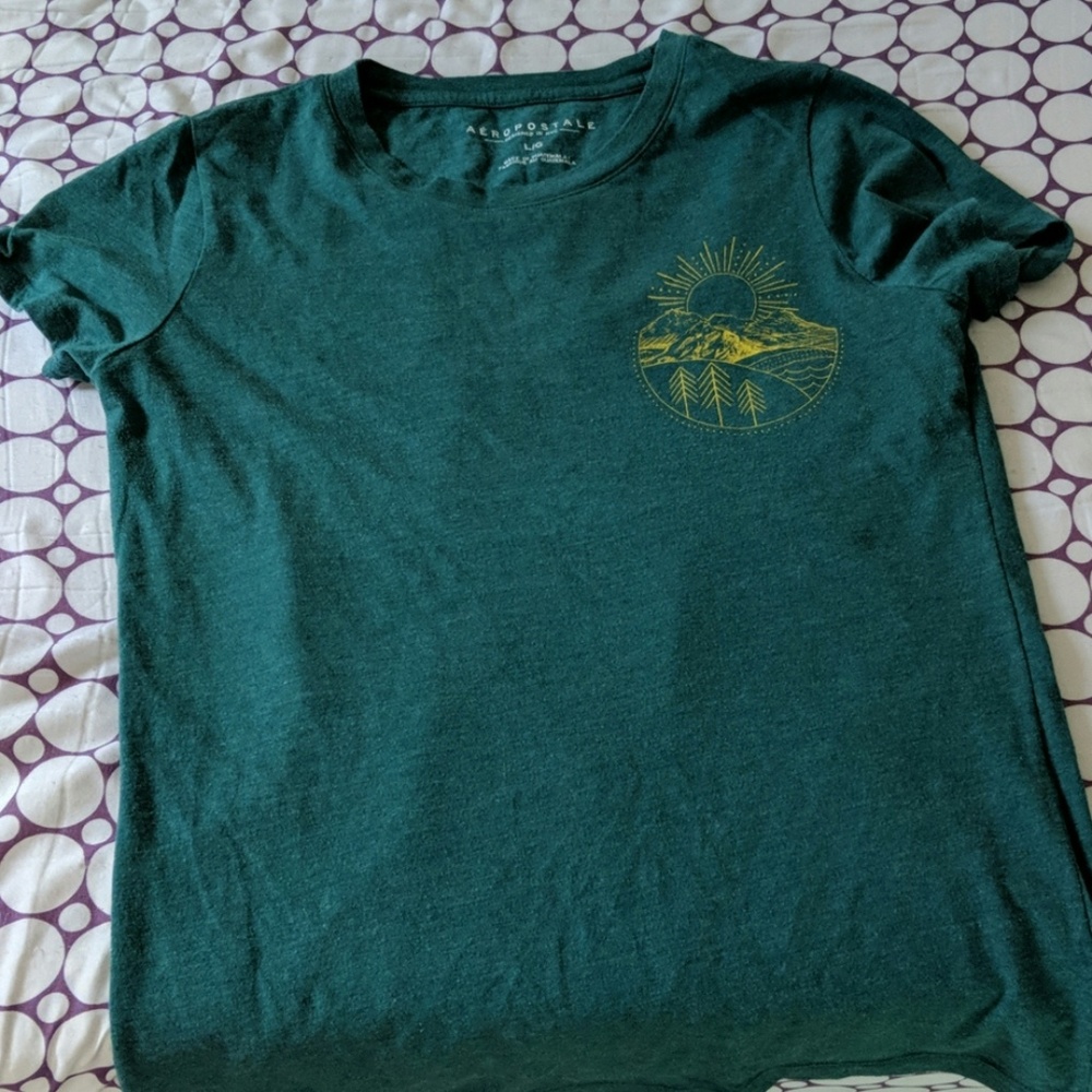Tee